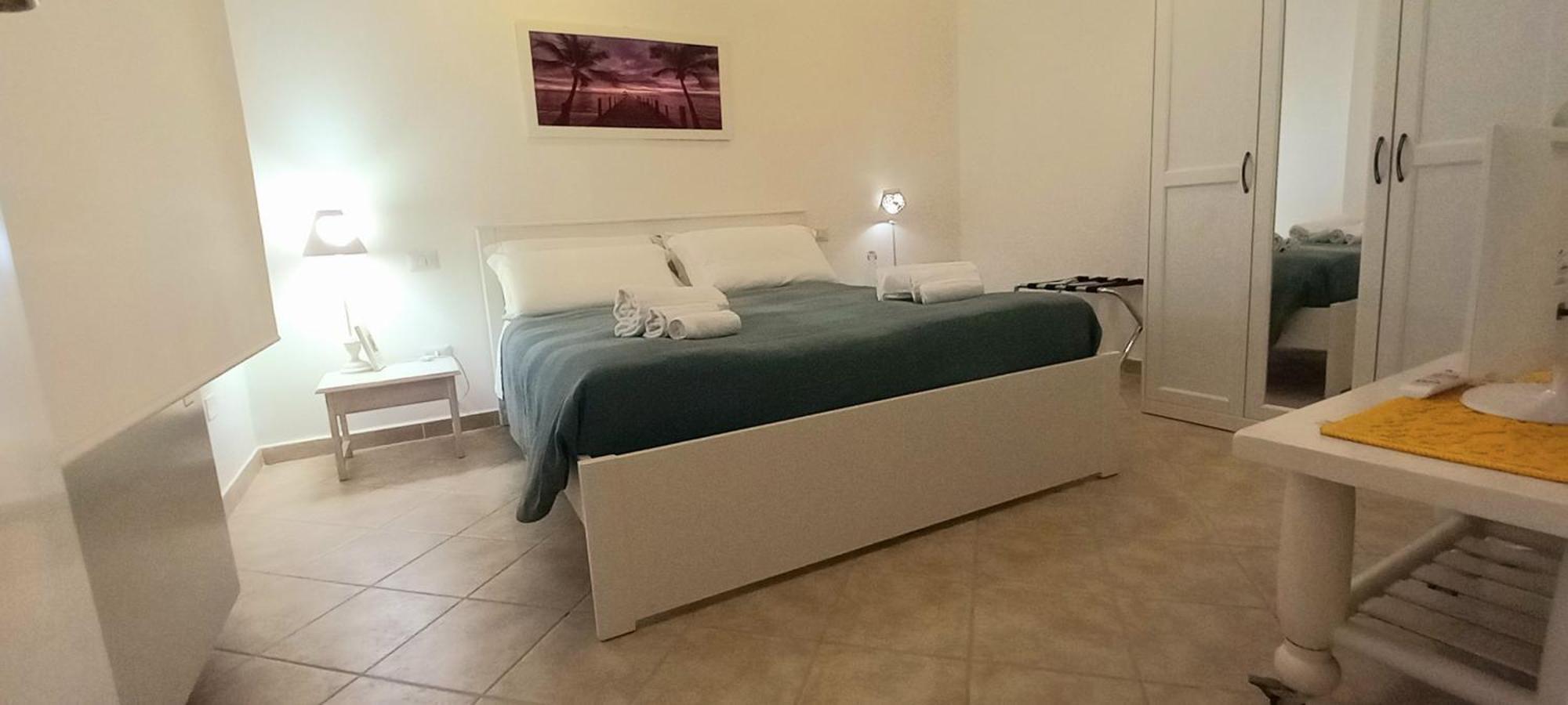 Miriam Casa Vacanze 弗里米尼迪夸尔图 外观 照片
